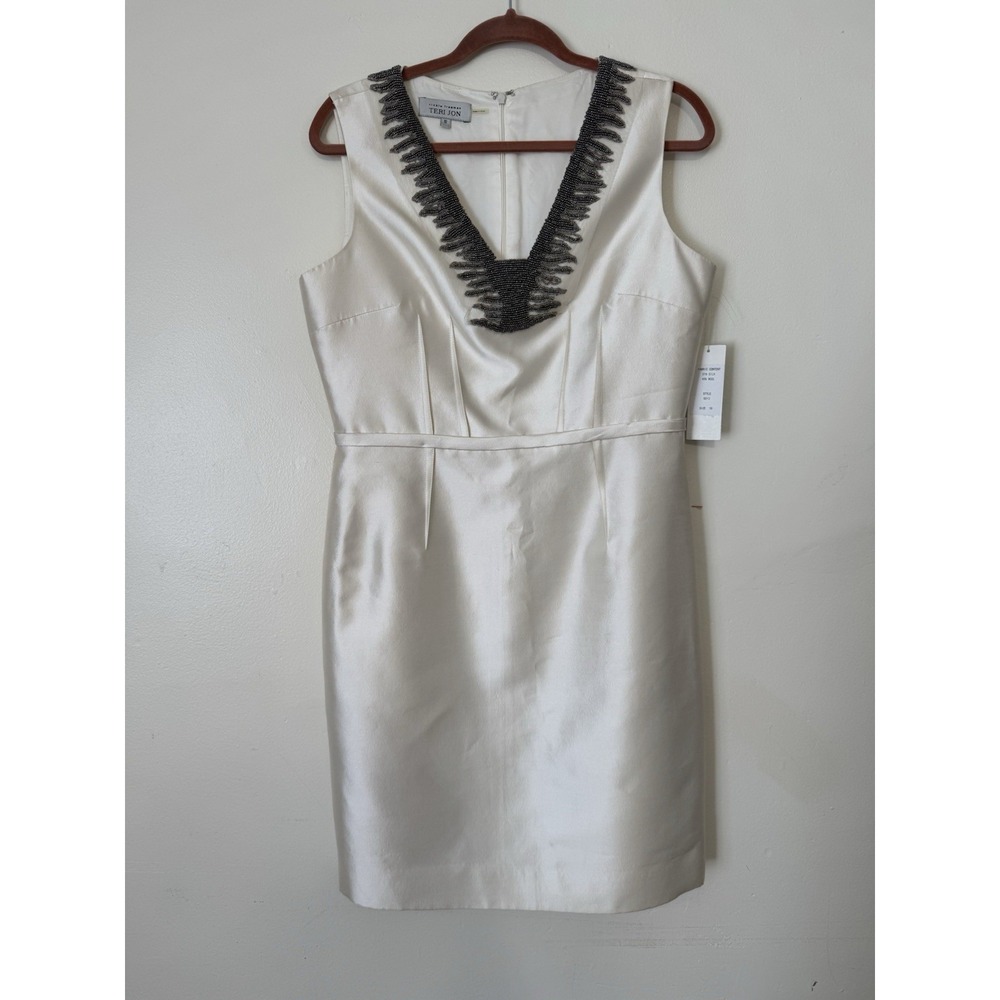 NWT Rickie Freeman Teri Jon‎ - Silk And Wool Beaded Ivory Dress Size 10